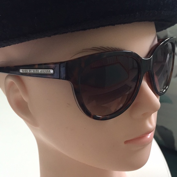 Marc by Marc Jacobs Sunglasses main image 7